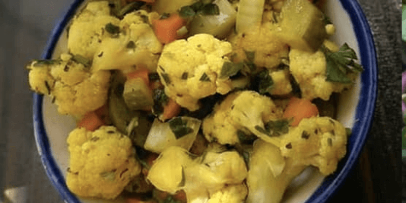 Cauliflower and carrot pickle